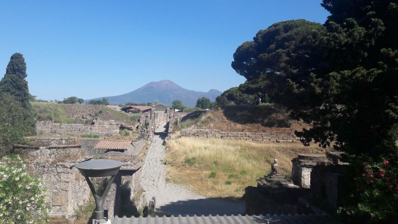 B&B Cornelia Pompei Exterior photo